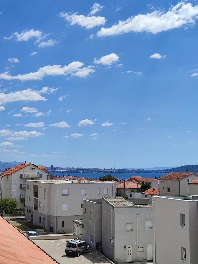 Top Floor Apartment With Sea View Kaštela Eksteriør billede
